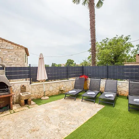 Casa Nadija Holiday home *