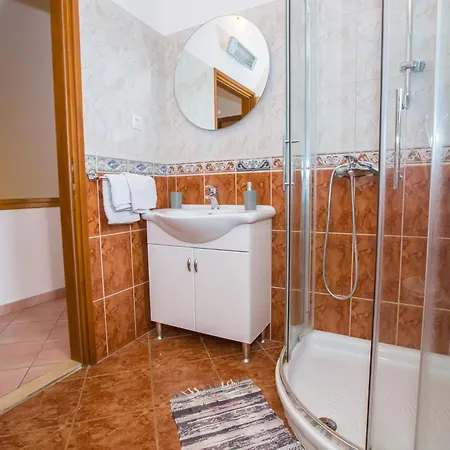 Holiday home Casa Nadija Kastelir